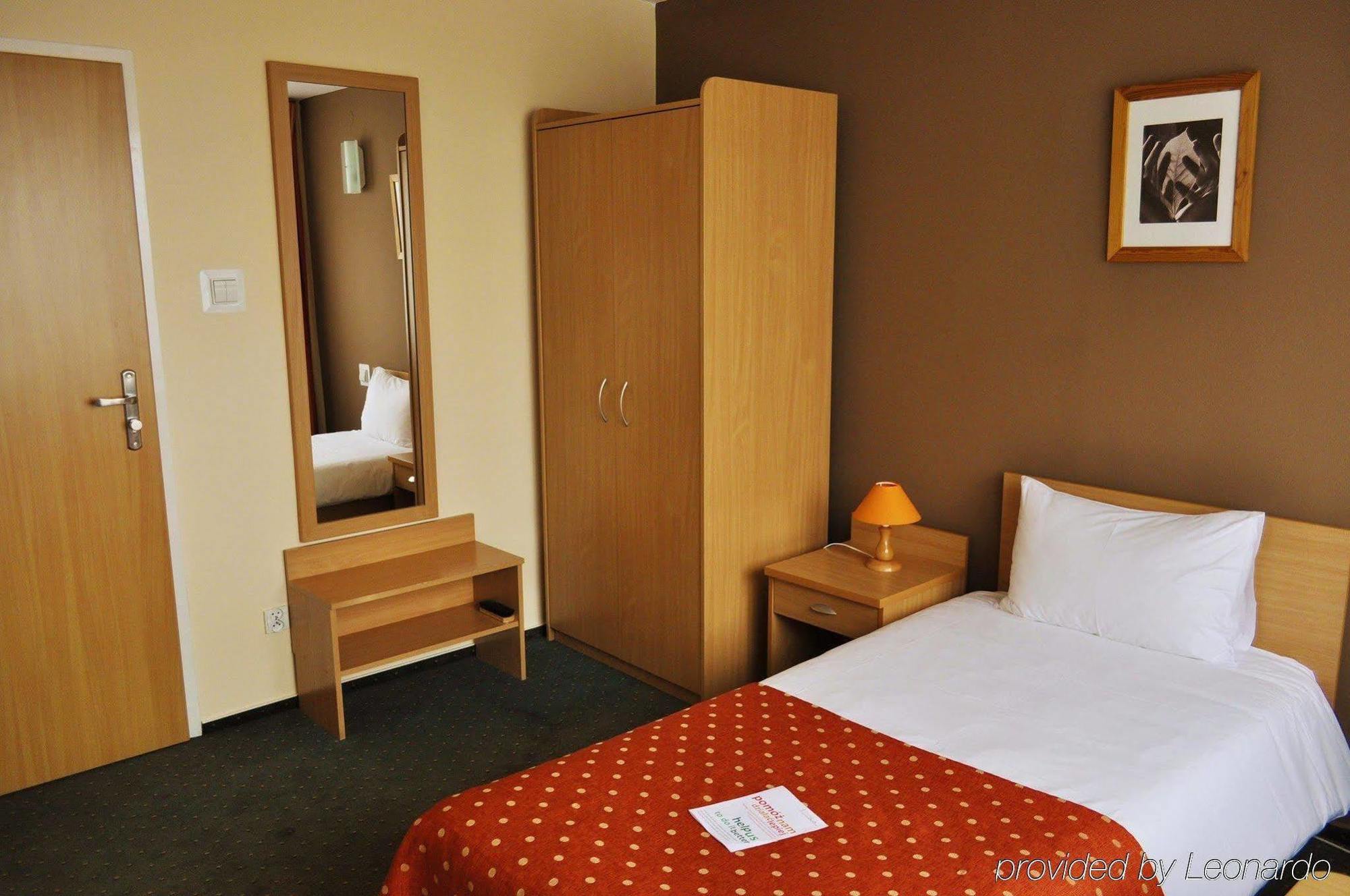 Hotel Wilanow Warszawa By Desilva Exterior photo