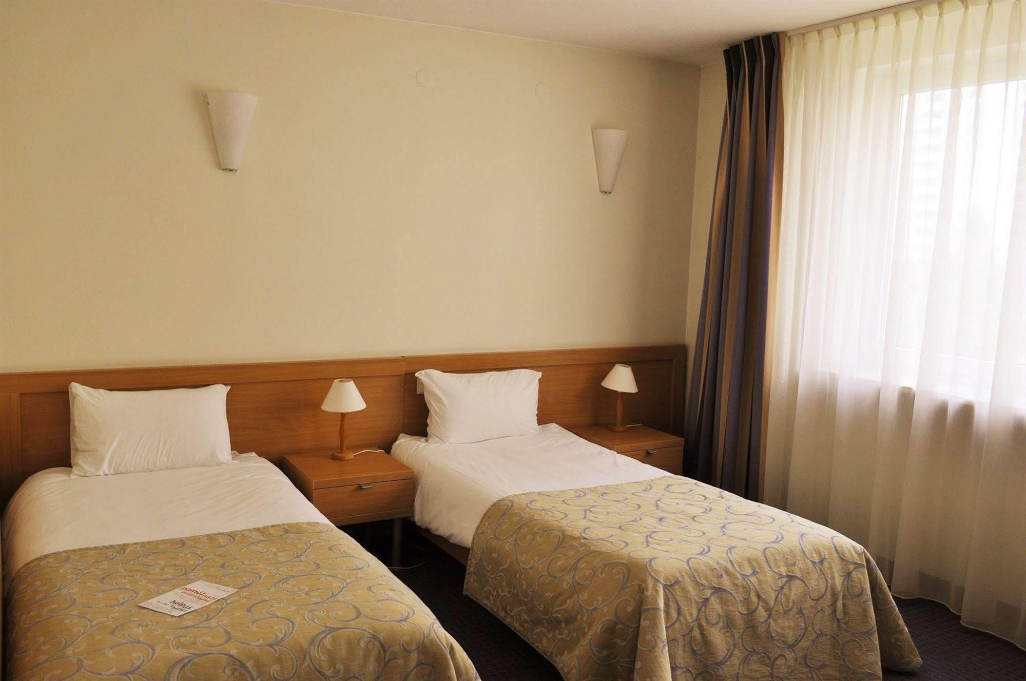 Hotel Wilanow Warszawa By Desilva Exterior photo